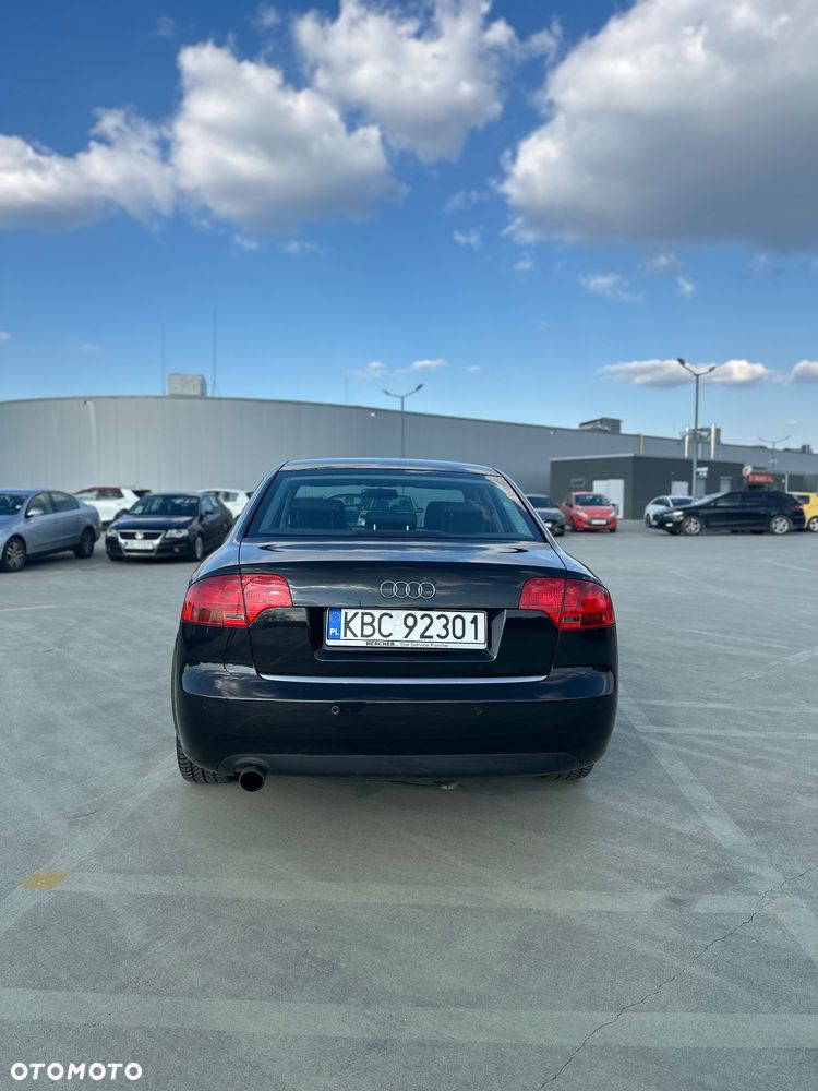 Audi A4 Limousine 2 - 8
