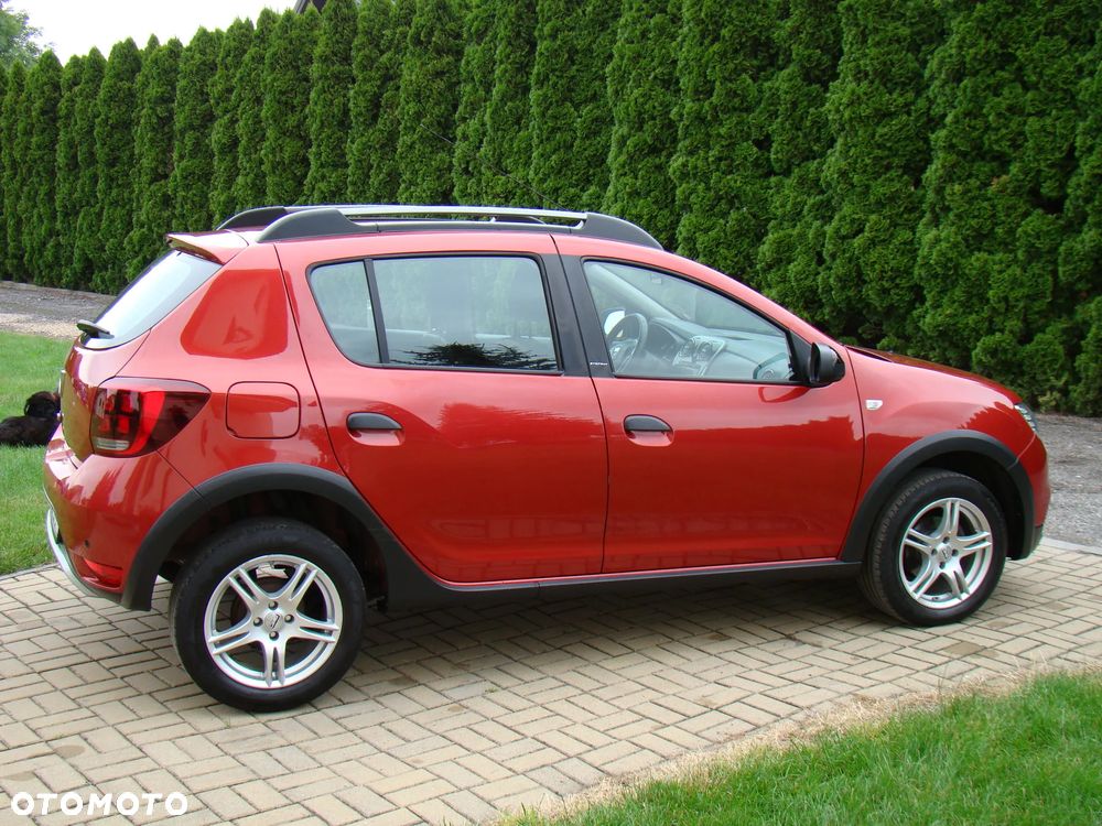 Dacia Sandero Stepway 0.9 TCe Laureate S&S EU6 - 6