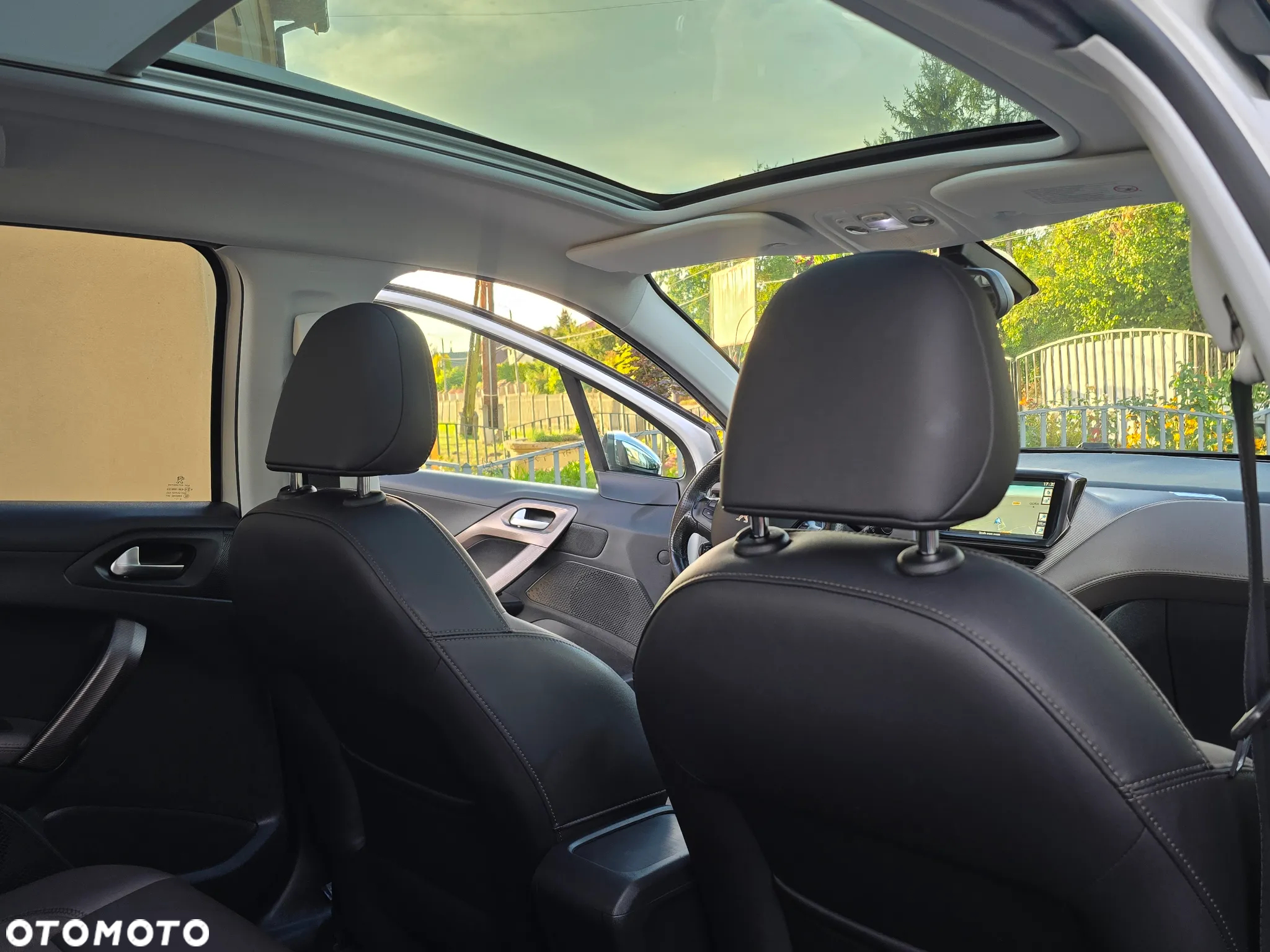 Peugeot 2008 1.6 VTi Allure - 40
