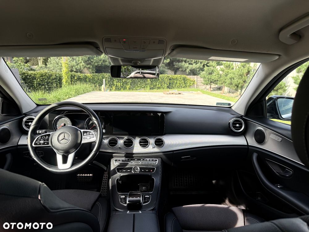 Mercedes-Benz Klasa E 220 d 9G-TRONIC - 11