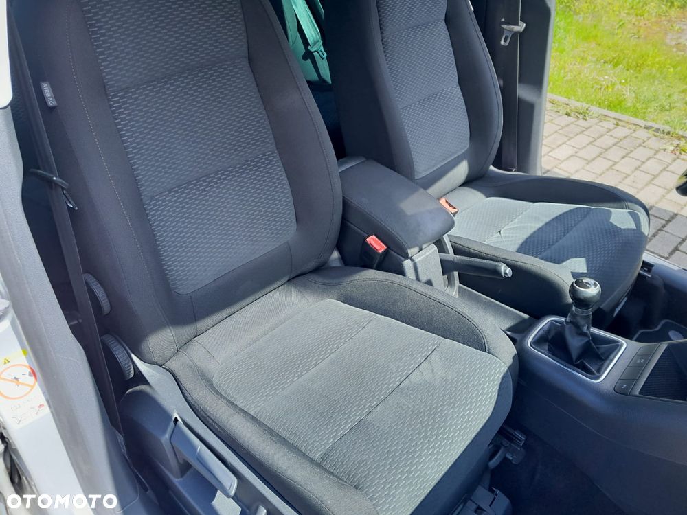 Volkswagen Golf Plus 2.0 TDI Comfortline - 23