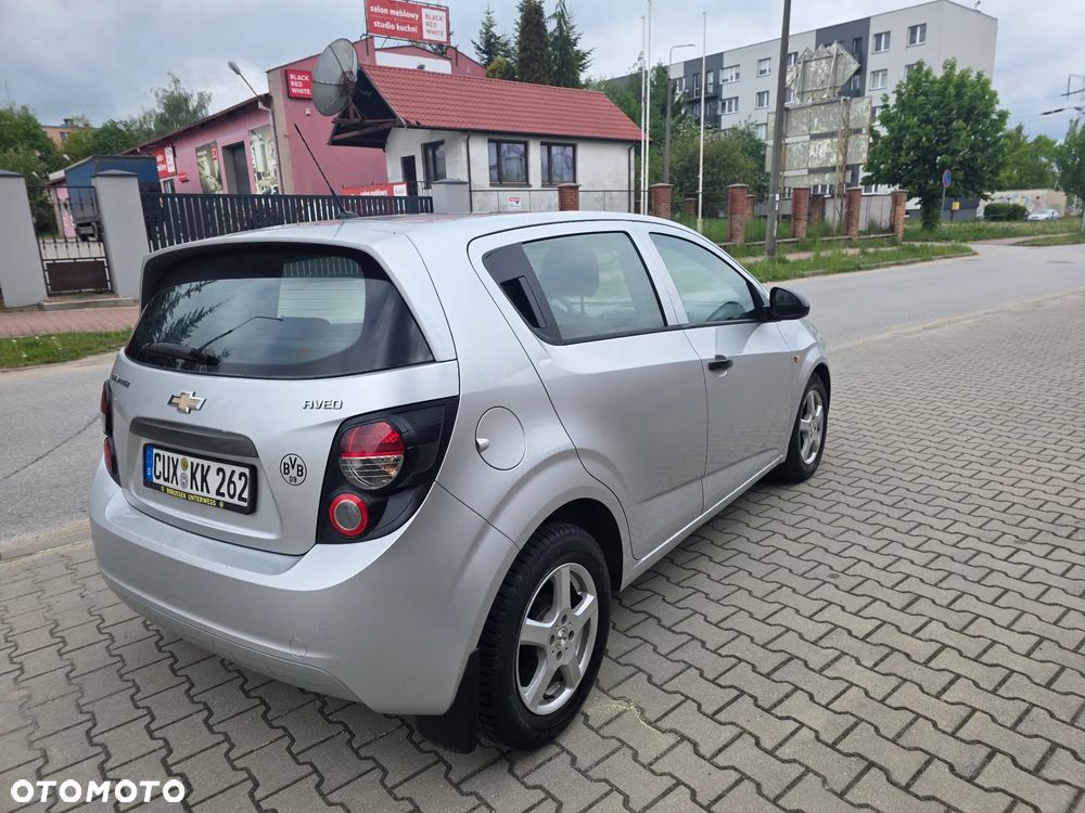 Chevrolet Aveo 1.2 LS - 18