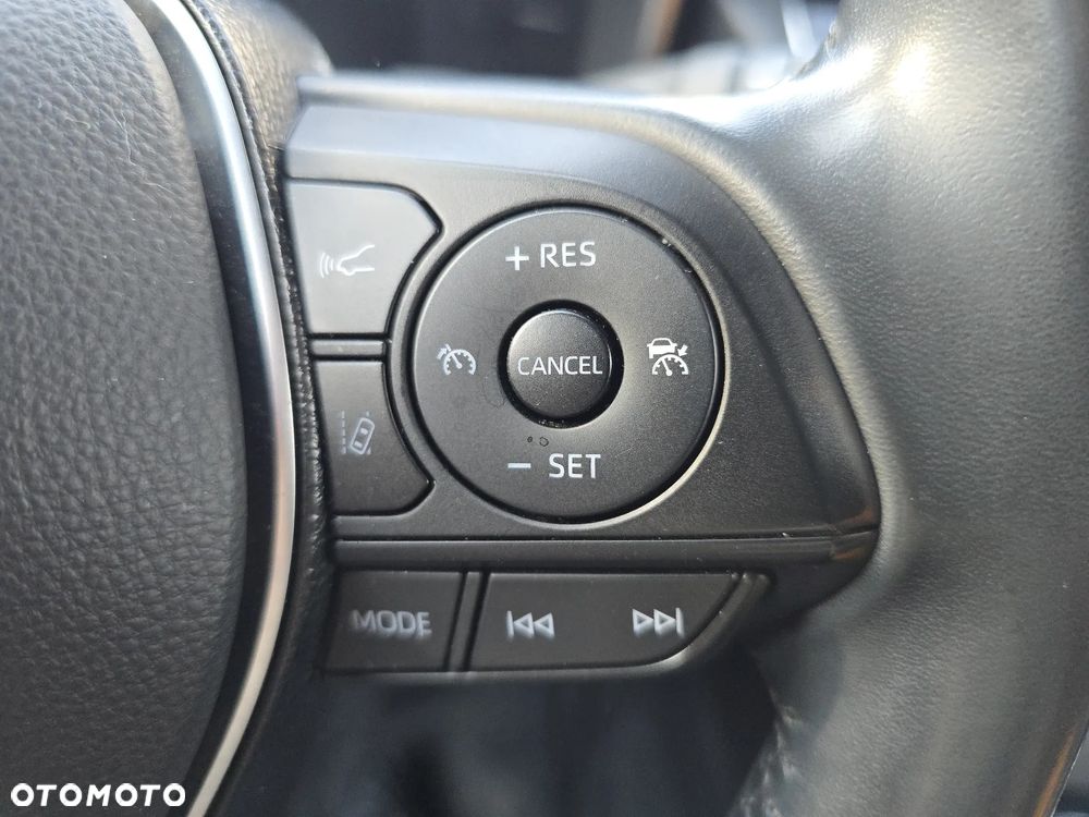 Toyota Corolla 2.0 Hybrid Comfort - 17