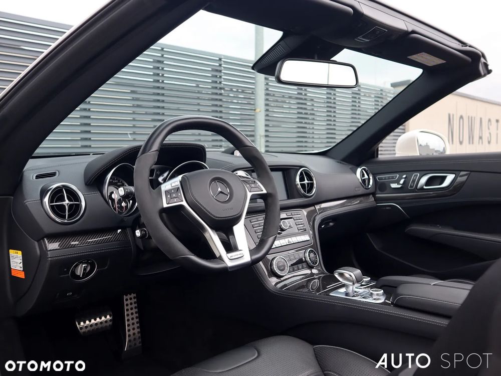 Mercedes-Benz SL 63 AMG AMG Speedshift MCT 7-Gang Sportgetriebe Edition 1 - 21