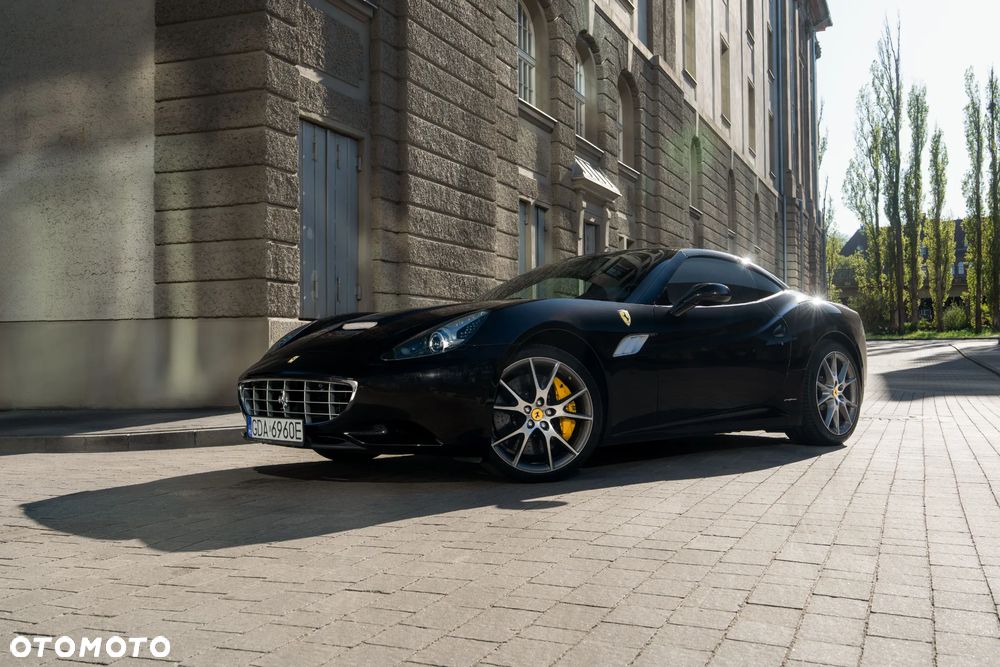 Ferrari California F1 DCT - 5