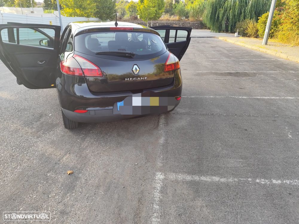 Renault Mégane 1.5 dCi Confort - 4