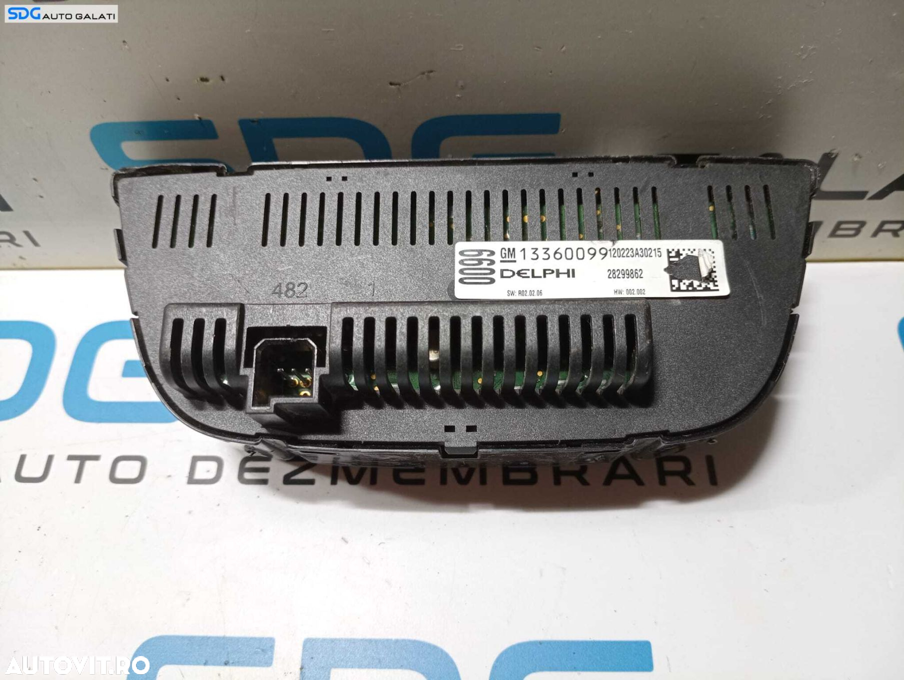 Panou Comanda AC Aer Conditionat Clima Climatronic Opel Astra J 2009 - 2015 Cod 13360099 [M7115] - 4