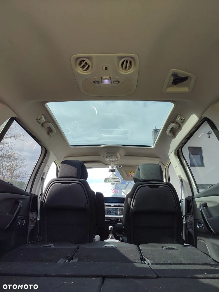 Citroën C4 Grand Picasso - 16