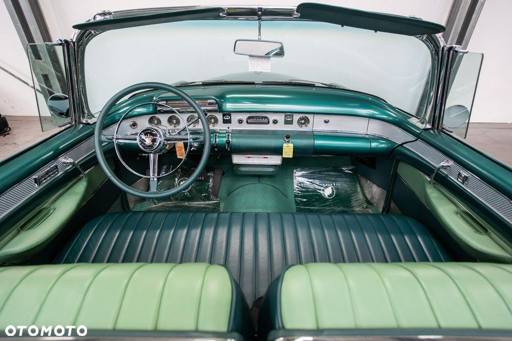 Buick Roadmaster - 31