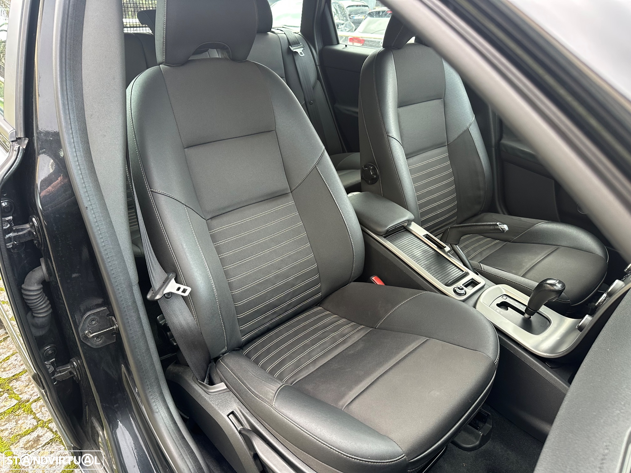 Volvo V50 2.0 D Summum Powershift - 26