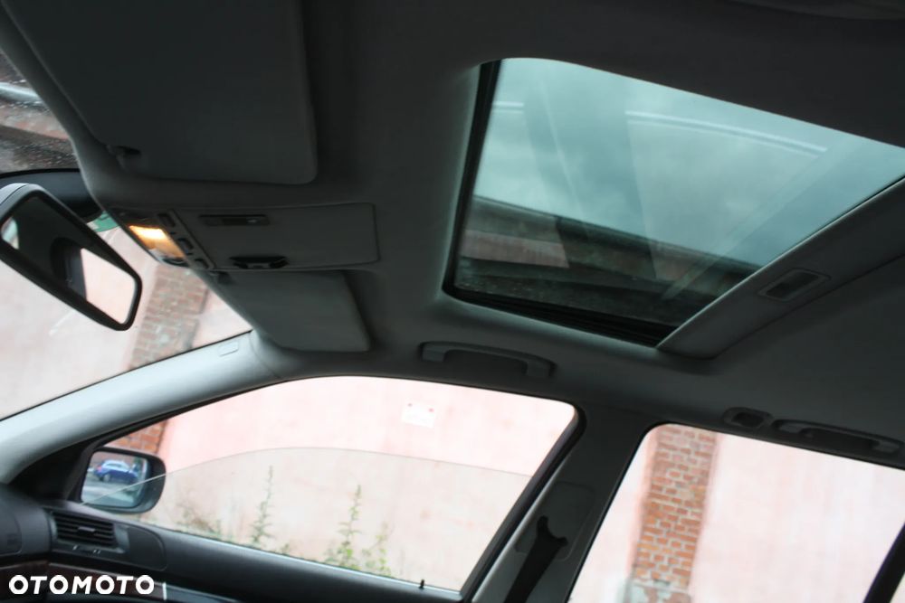 BMW Seria 5 - 22
