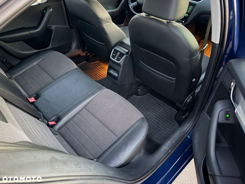 Skoda Octavia 2.0 TDI Ambition - 12