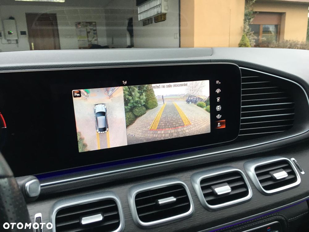 Mercedes-Benz GLE 350 e 4Matic 9G-TRONIC AMG Line - 29