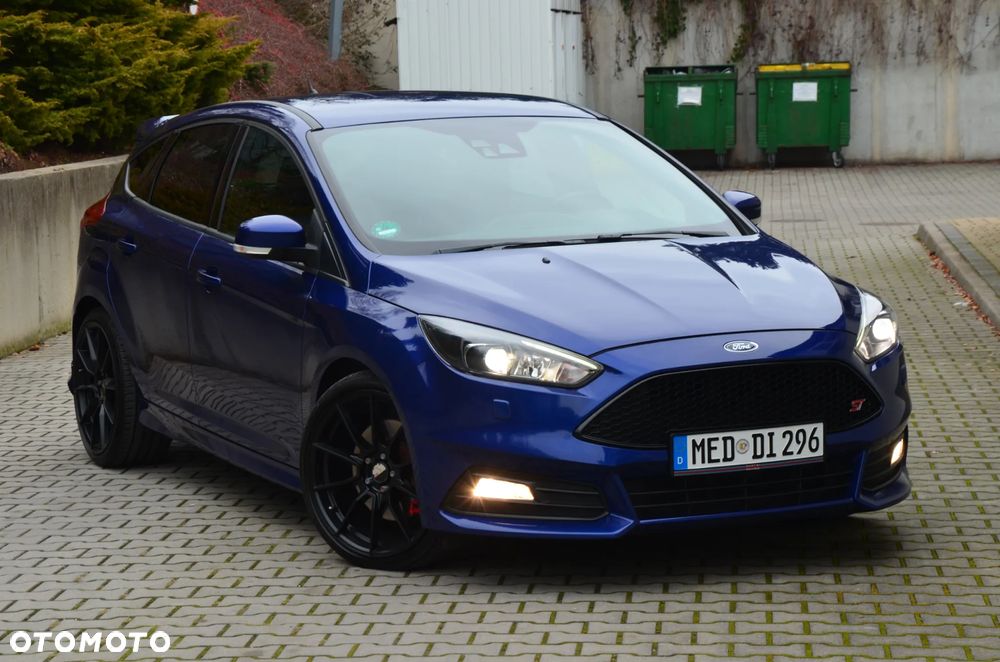 Ford Focus 2.0 TDCi ST mit Leder-Sport-Paket - 3