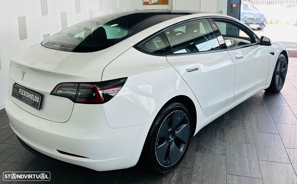 Tesla Model 3 Standard Range Plus RWD - 5
