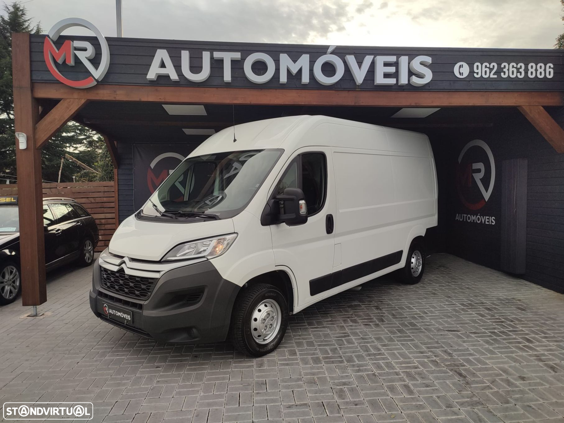 Citroën Jumper 2.0 BlueHDi 35 L2H2 - 2