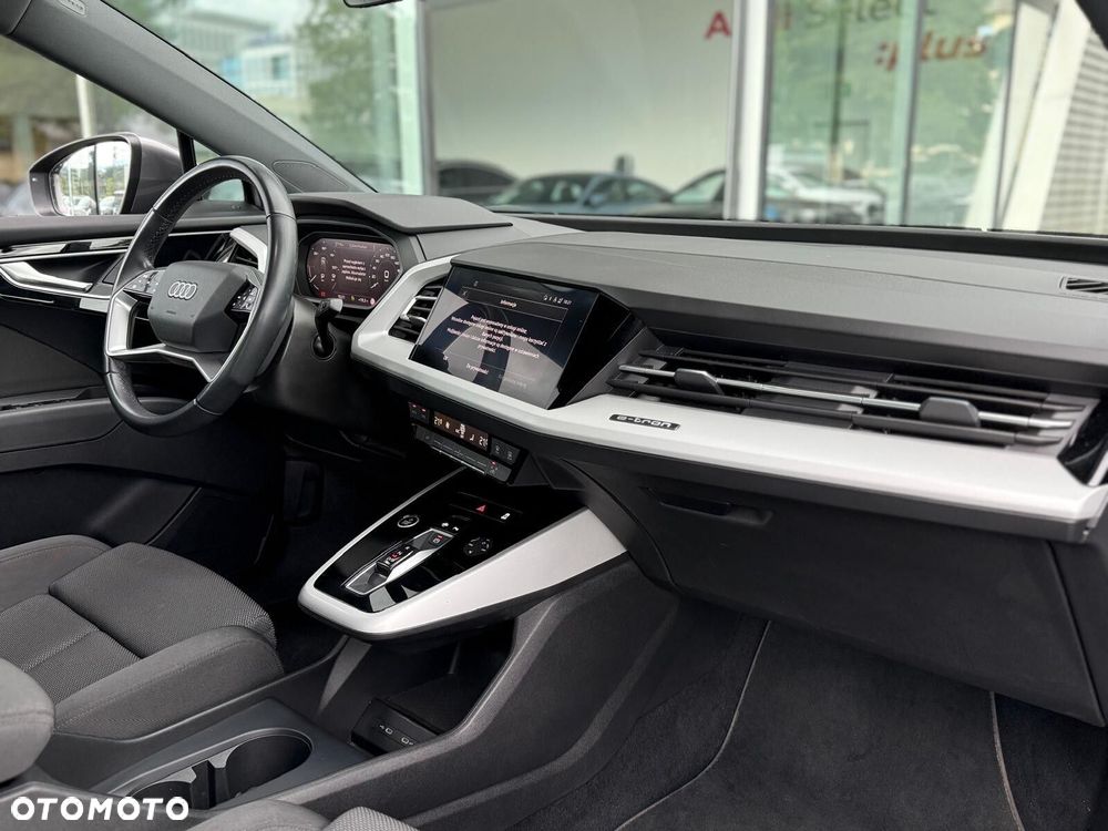 Audi Q4 e-tron - 17