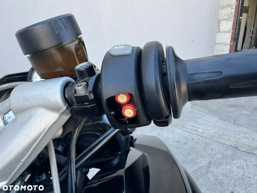 BMW K - 8