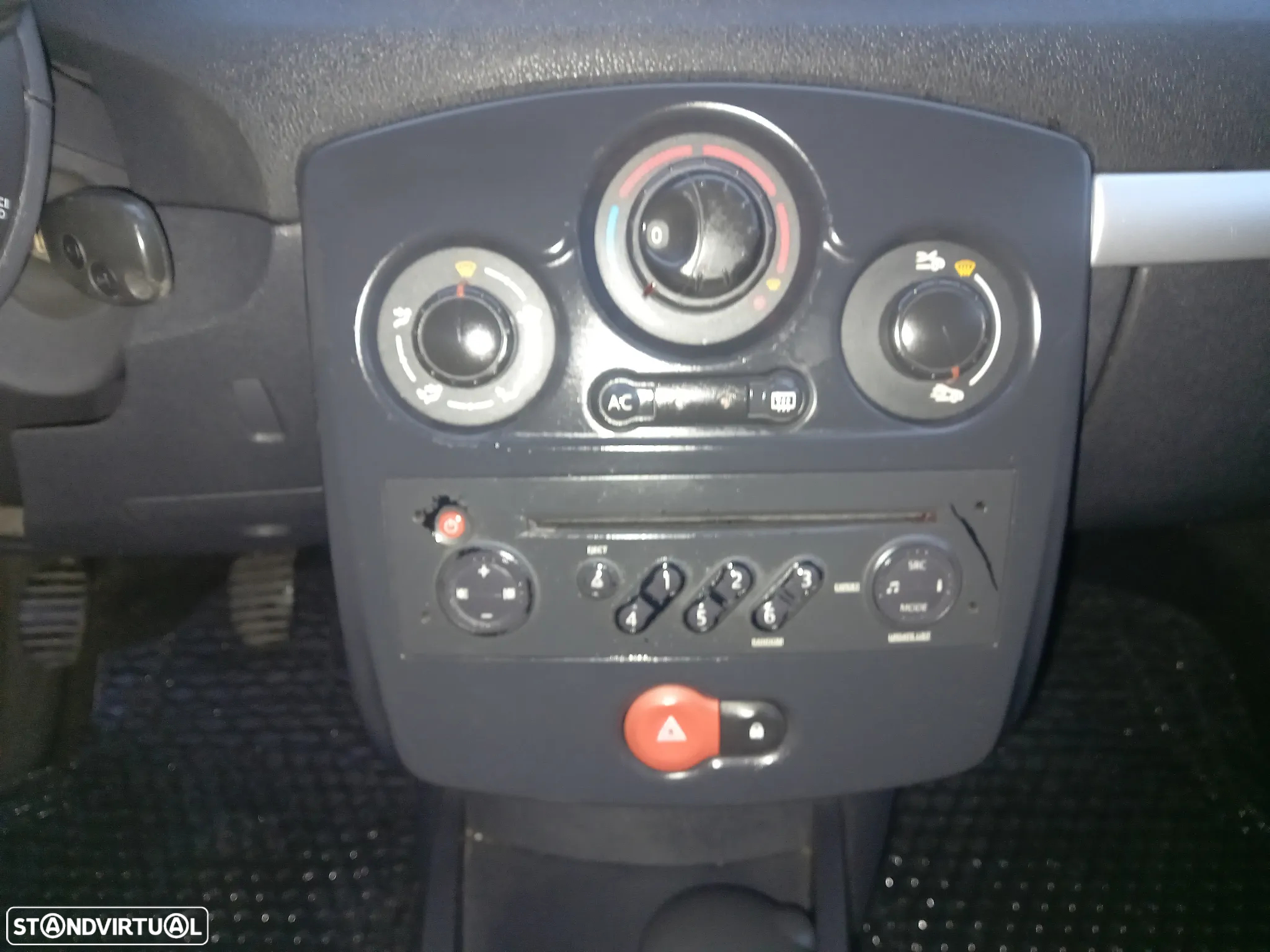 Renault Clio Break 1.5 dCi Dynamique - 13