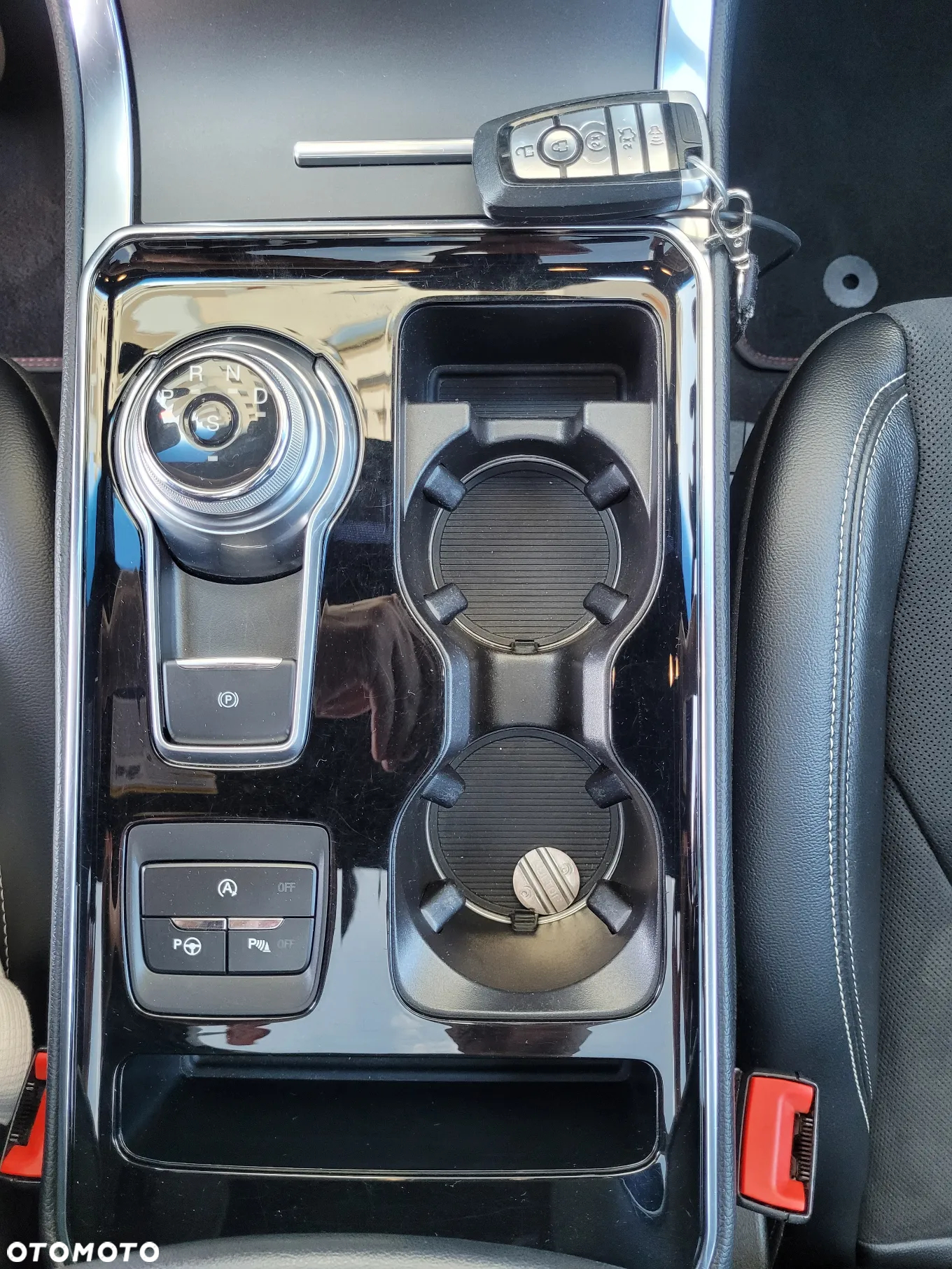 Ford Edge - 24