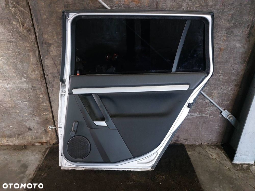 DRZWI KOMPLETNE PRAWY TYŁ OPEL VECTRA C Z157 KOMBI 02-05r - 8