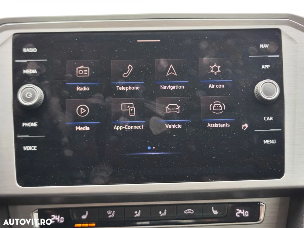 Volkswagen Passat 1.5 TSI ACT DSG Advance - 25