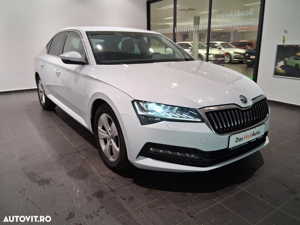 Skoda Superb 2.0 TDI DSG Ambition - 8