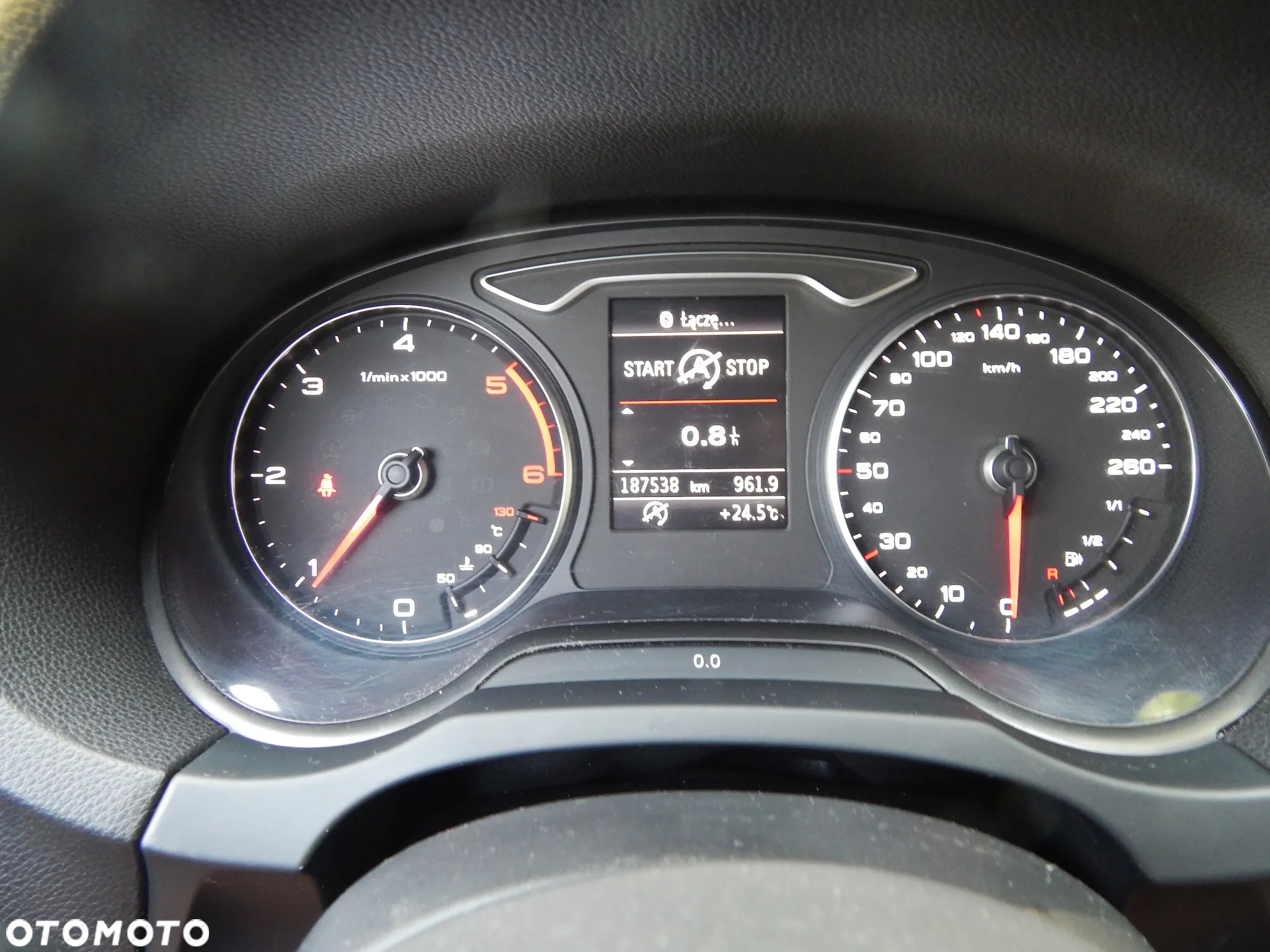 Audi A3 1.6 TDI Sportback Ambiente - 2