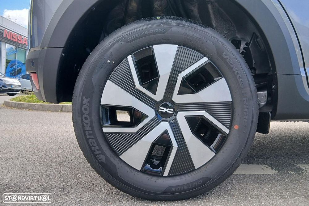 Dacia Sandero - 5
