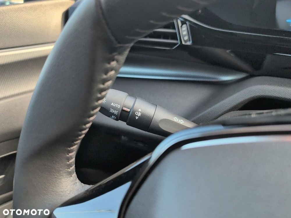 Peugeot 308 - 23