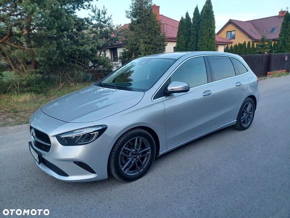 Mercedes-Benz Klasa B 180 7G-DCT Progressive - 12