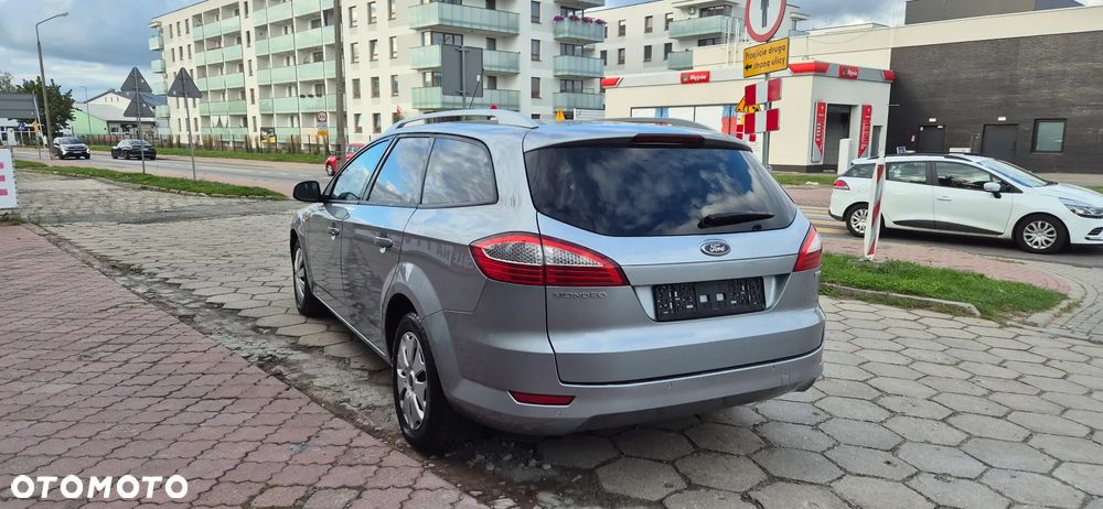 Ford Mondeo 2.0 TDCi Titanium - 10