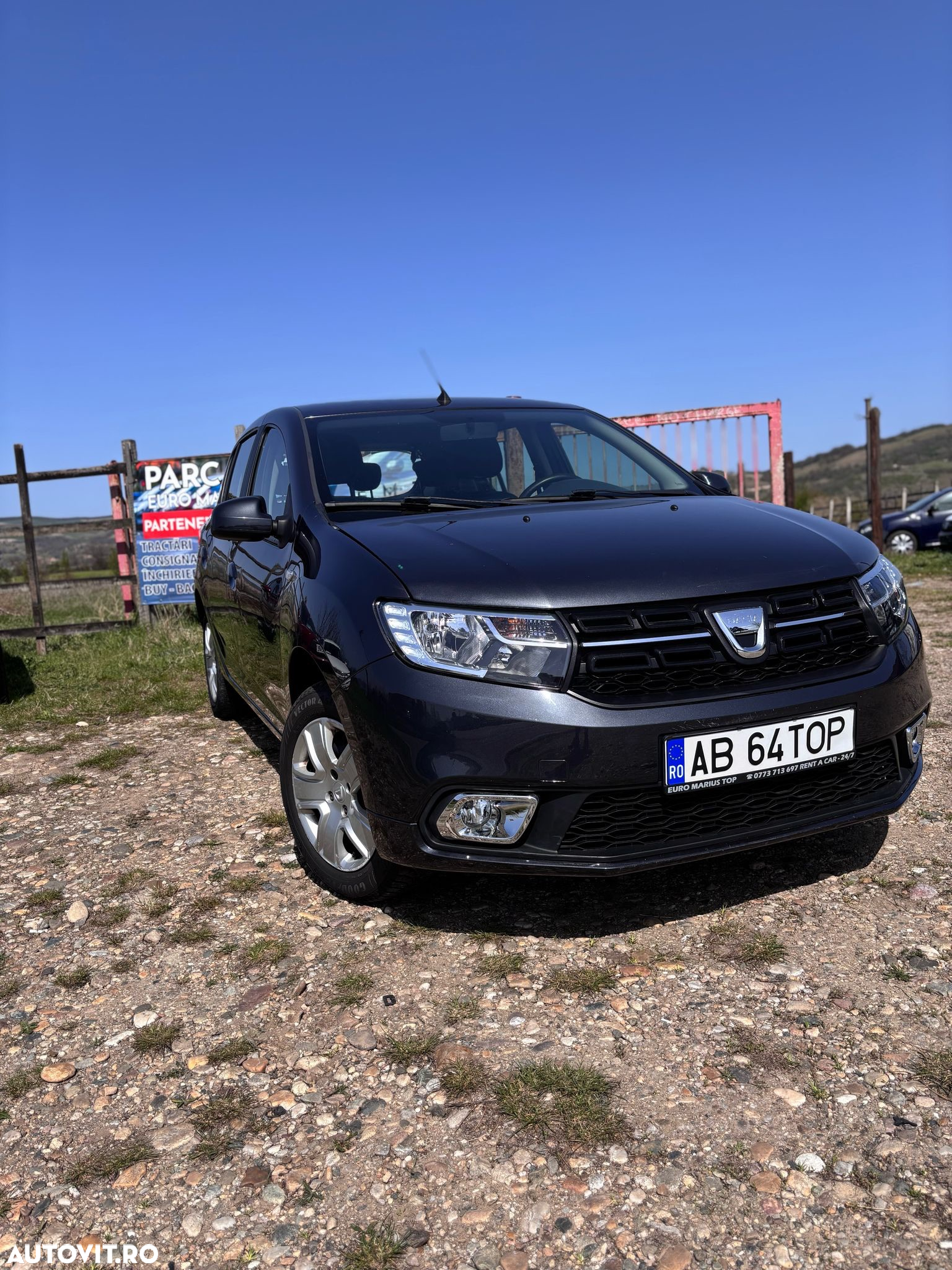 Dacia Sandero - 2