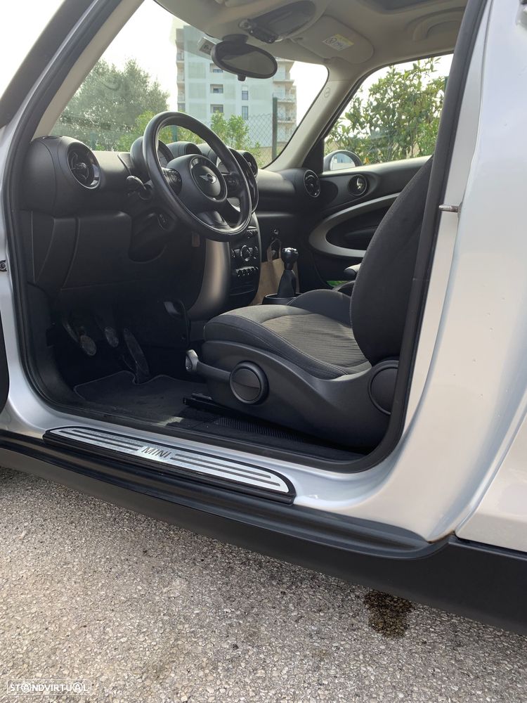 MINI Paceman Cooper D - 18