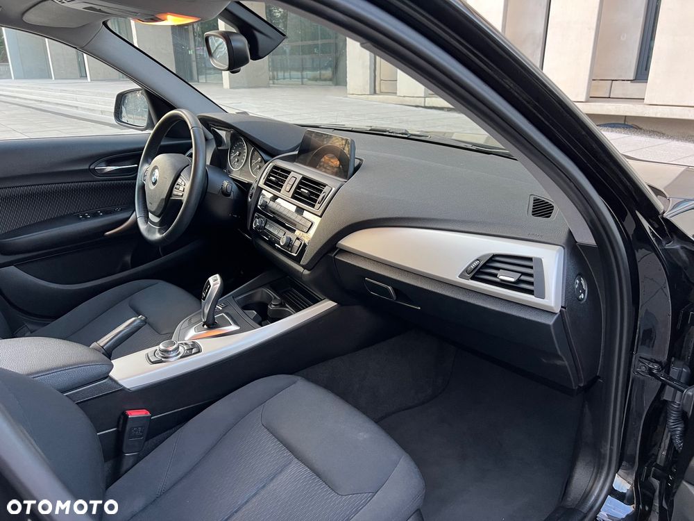 BMW Seria 1 - 23