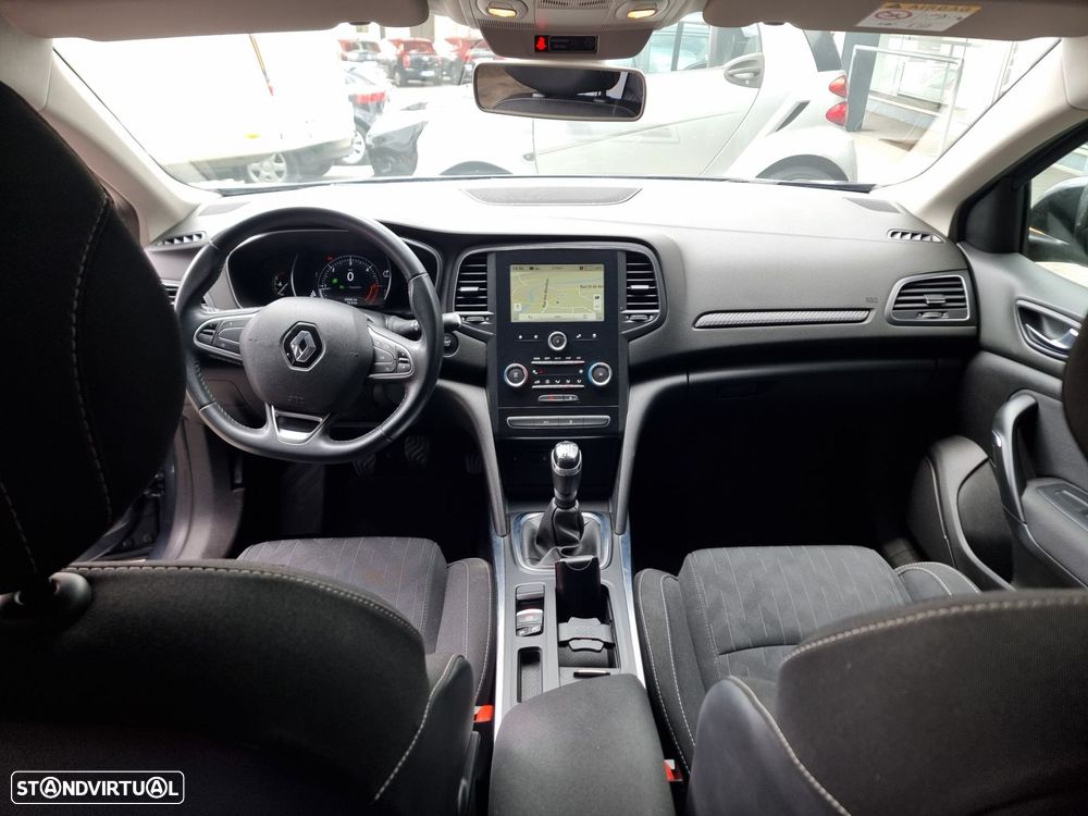 Renault Mégane 1.5 Blue dCi Limited - 6