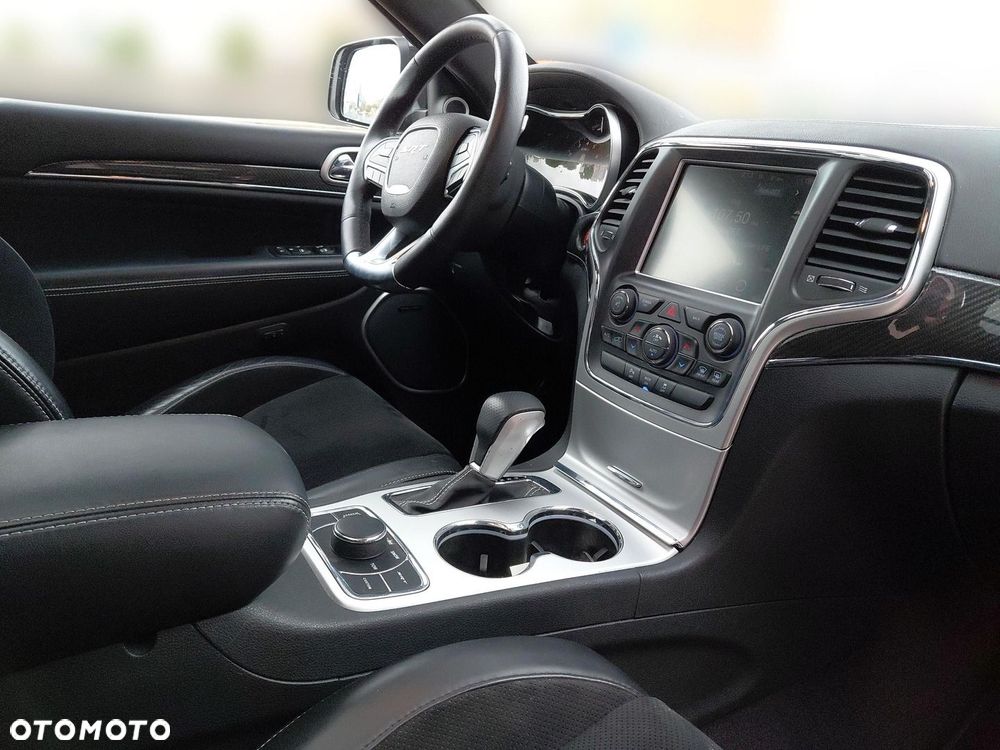 Jeep Cherokee - 11