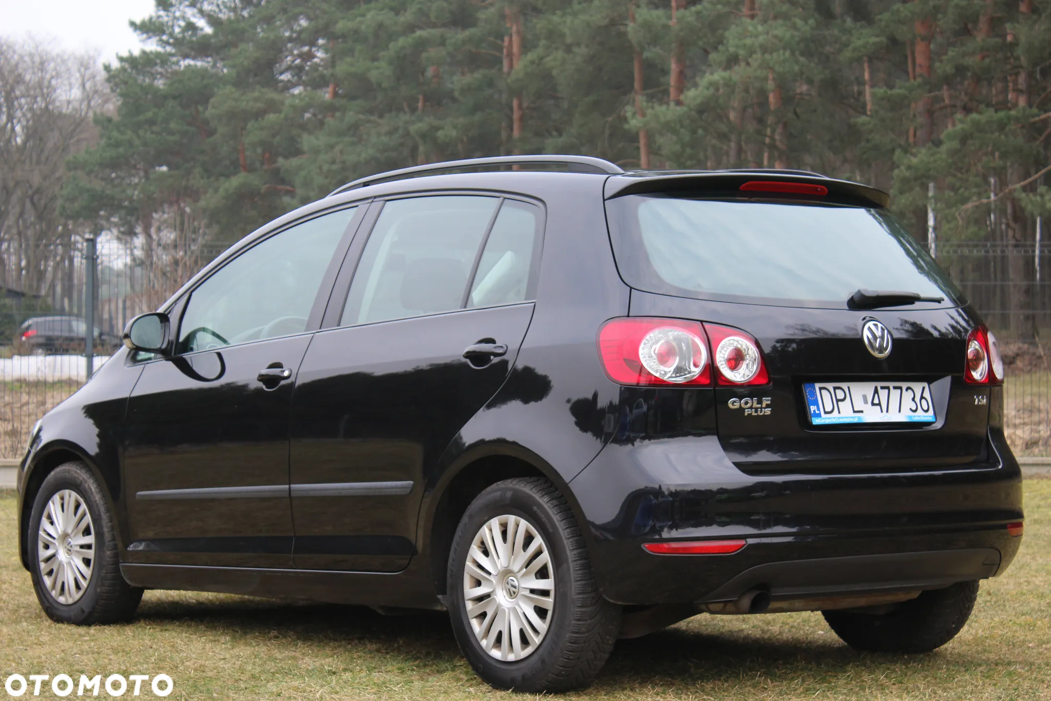Volkswagen Golf Plus 1.2 TSI BlueMot Comfortline - 12
