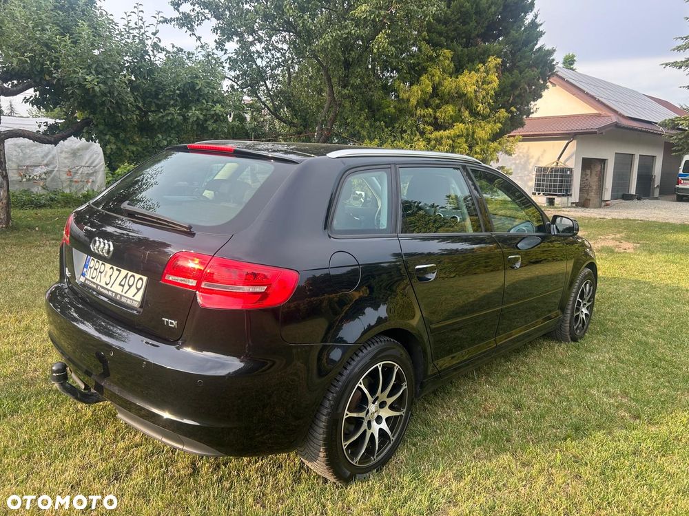 Audi A3 Sportback - 3