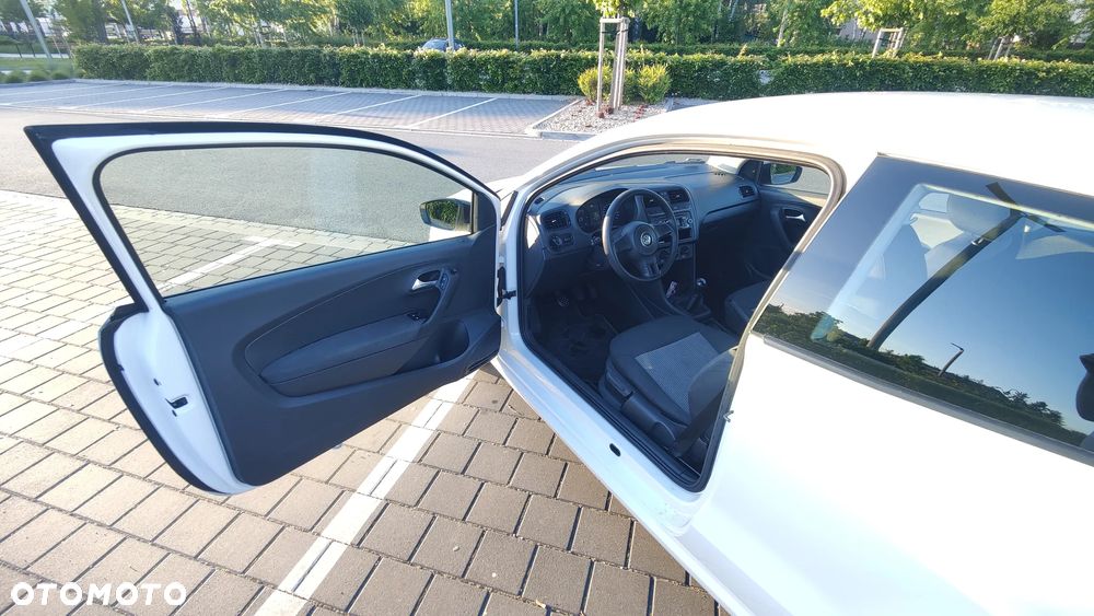 Volkswagen Polo 1.6 TDI Blue Motion Style - 12