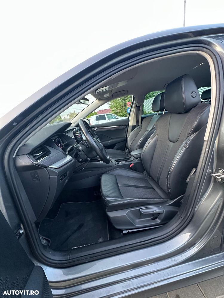 Skoda Octavia 2.0 TDI DSG Edition - 2