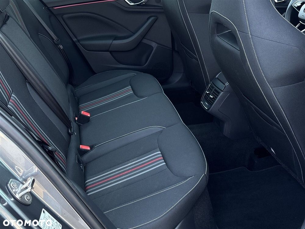 Skoda Scala 1.0 TSI Monte Carlo DSG - 10