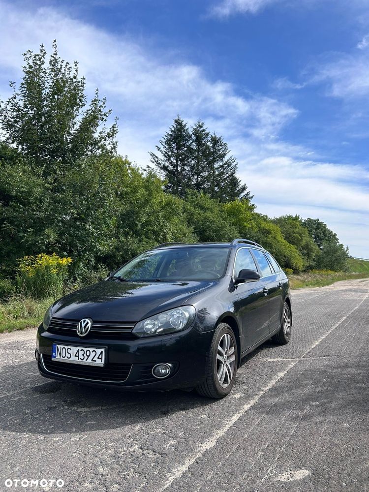 Volkswagen Golf - 1