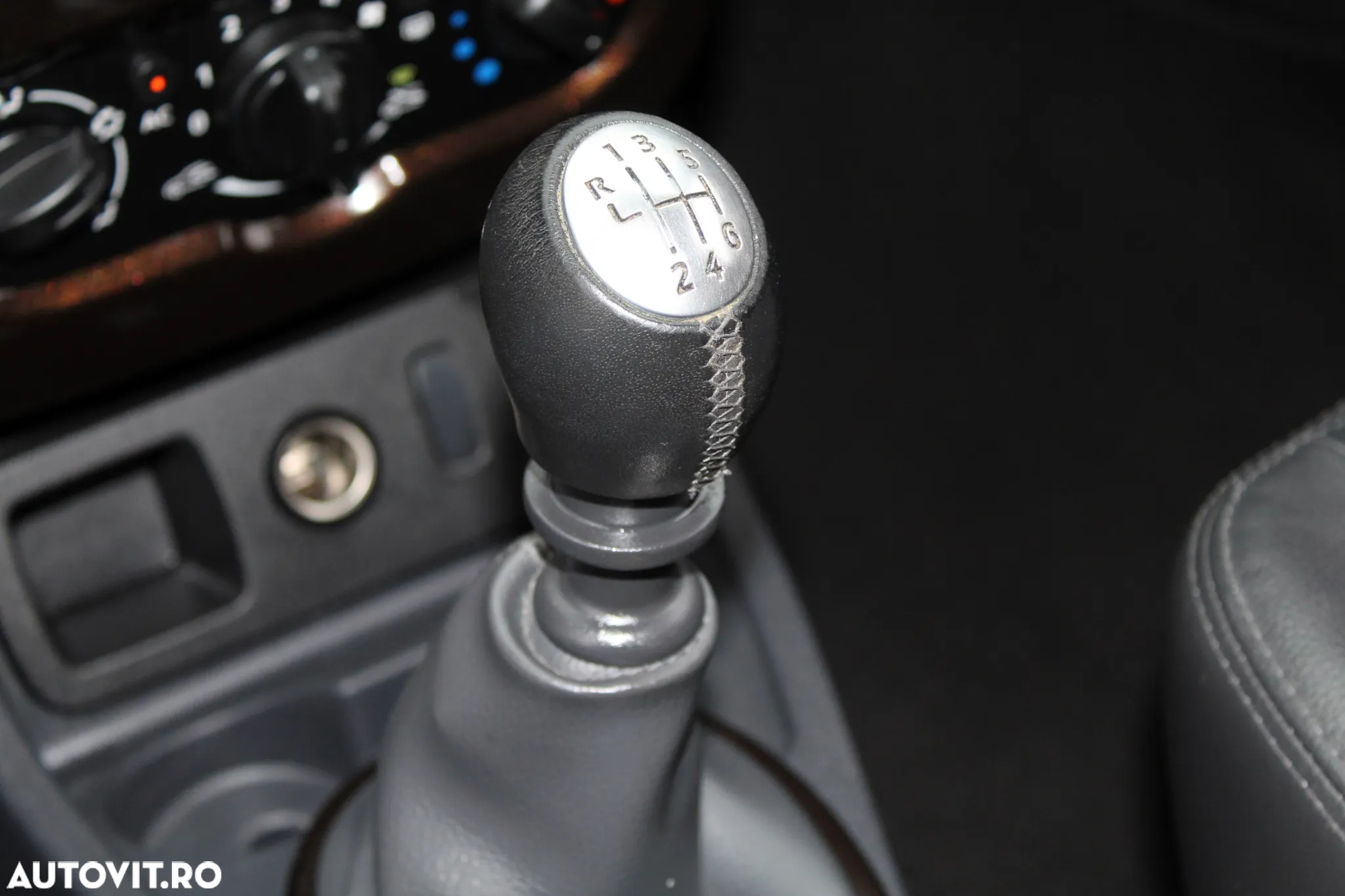 Dacia Duster dCi 110 FAP 4x2 Prestige - 17