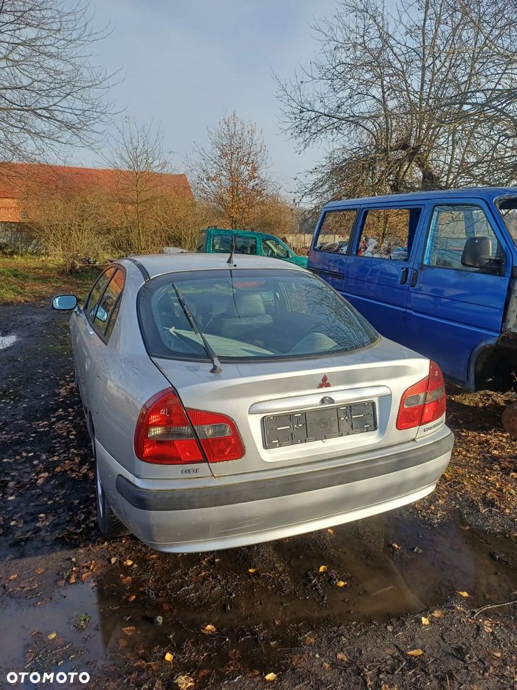 Mitsubishi Carisma 2003r na części - 2