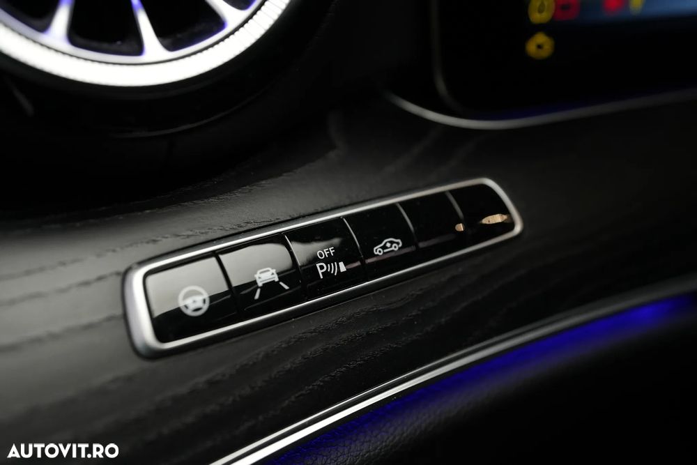 Mercedes-Benz E AMG 53 4MATIC Aut. - 12