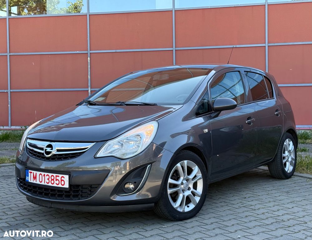 Opel Corsa 1.2 Cosmo - 18