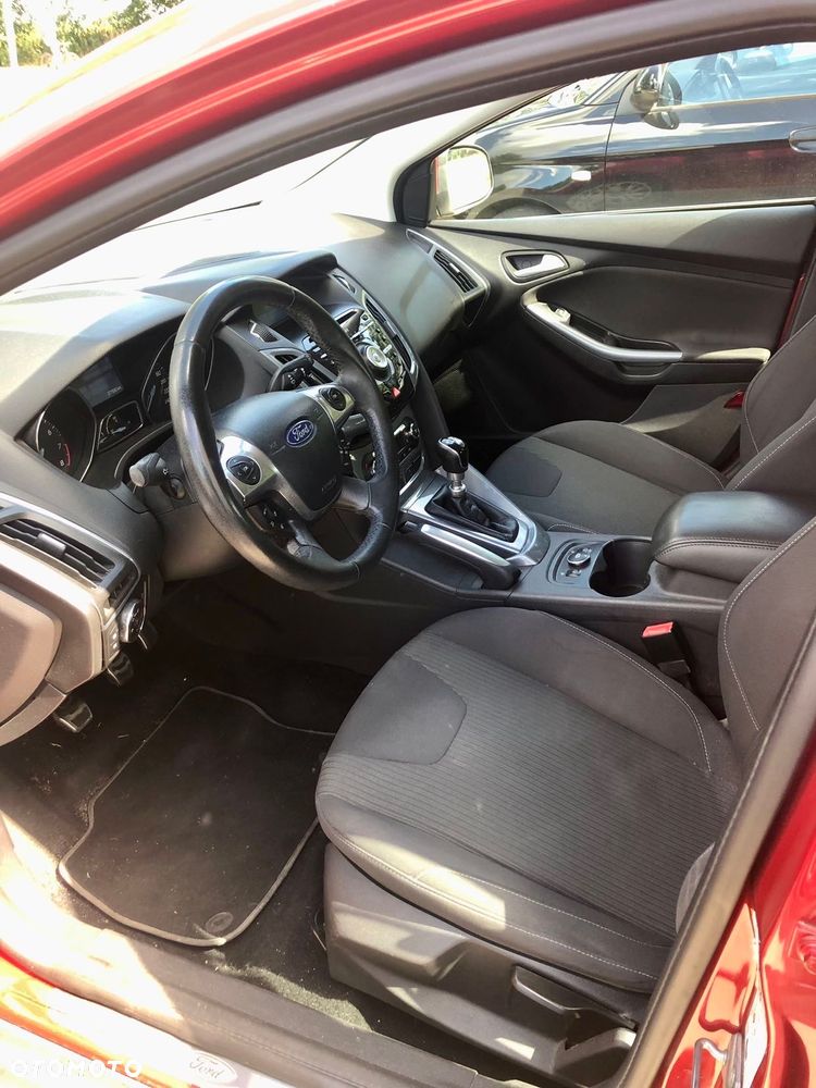 Ford Focus 1.6 EcoBoost Edition - 9