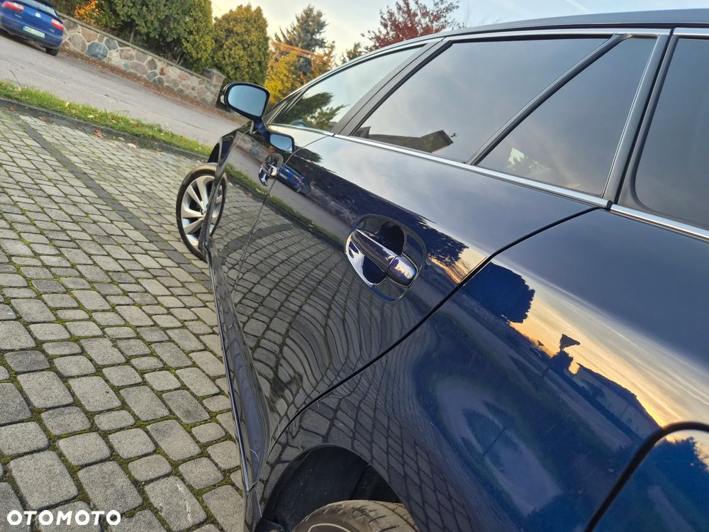 Toyota Avensis 2.0 Prestige NAVI - 15