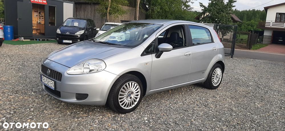 Fiat Grande Punto - 16